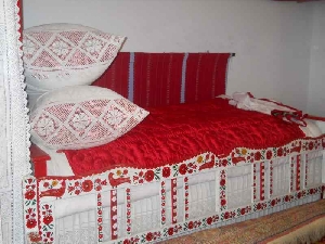 Colectia Kelemen Ana - "Muzeul Puci" - MERA, BACIU, Cluj