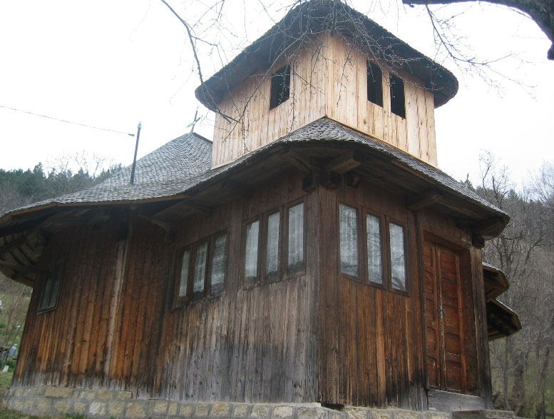 Biserica de lemn Sf Nicolae din Nistoresti