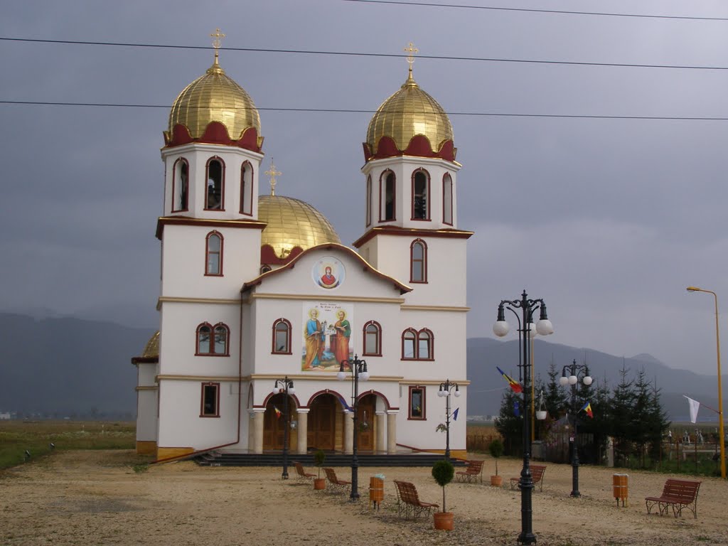Biserica Sfintii Apostoli Petru si Pavel din Ghimbav