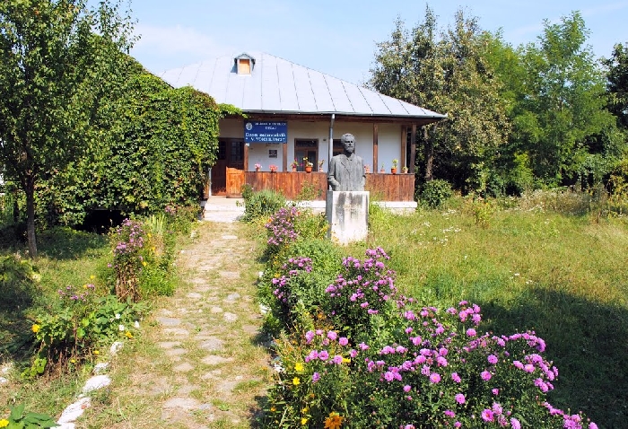 Casa memoriala Vasile Voiculescu