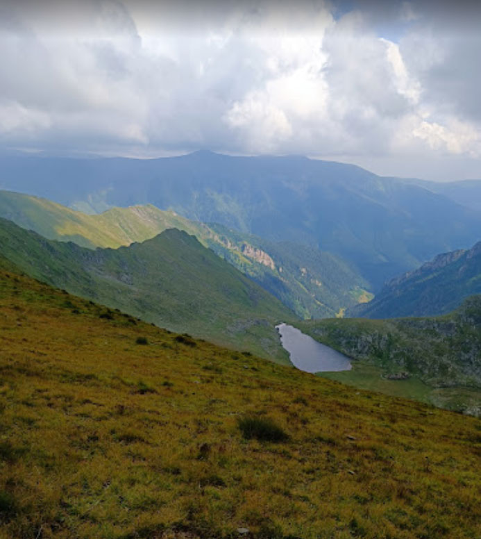 Lacul Buda din Muntii Fagaras