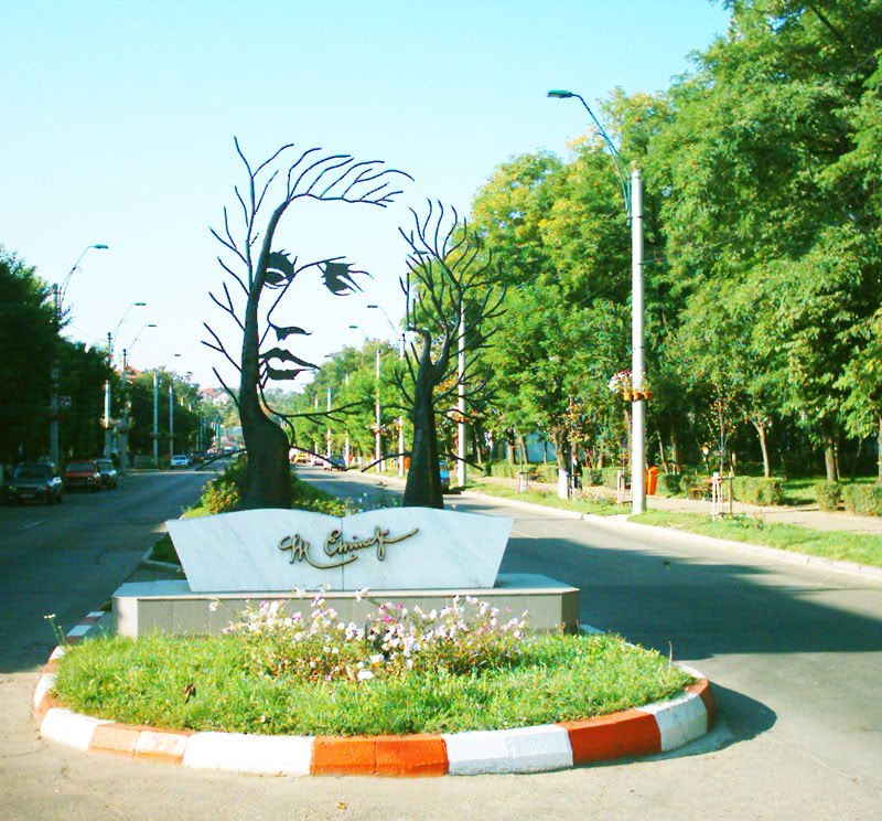 Monumentul Mihai Eminescu