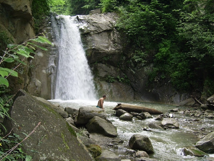 Cascada Pruncea (Cascada Casoca)