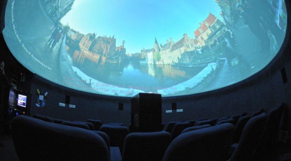 Planetariul Muzeului Judetean Arges