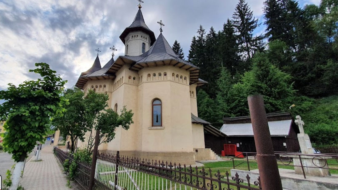 Biserica Nasterea Maicii Domnului din Vatra Dornei
