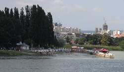 Insula de agrement, Bacau