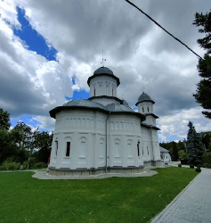 Manastirea Slanic