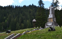 Monumentul-Mausoleu De La Gura Secului