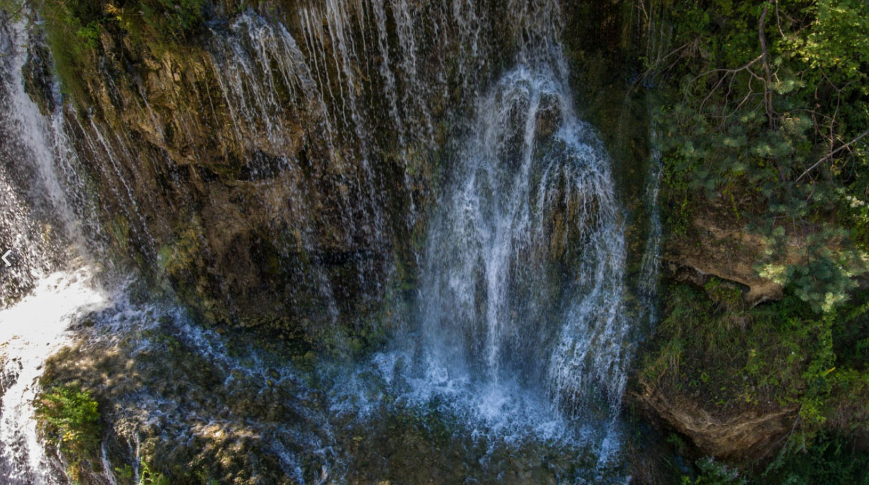 Cascada De Apa Termala Toplita