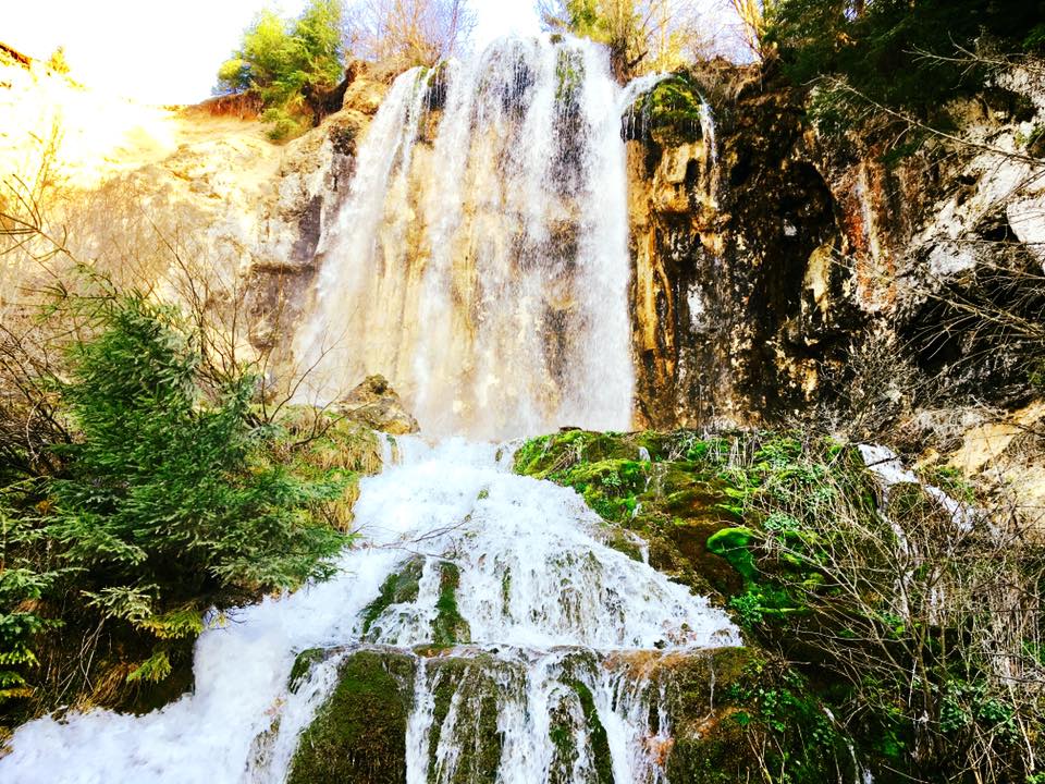 Cascada Pisoaia