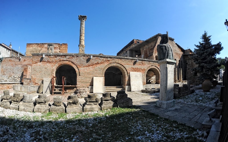 Palatul Voievodal - Curtea Veche