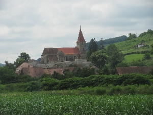 Biserica evanghelica fortificata din Maierus